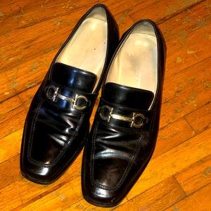 Salvatore Ferragamo Black loafers with gold hardware